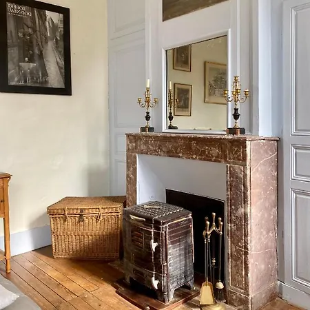 Chateau De En Sery * Bouillancourt-en-Sery