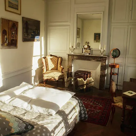 Chateau De En Sery Couette-café *