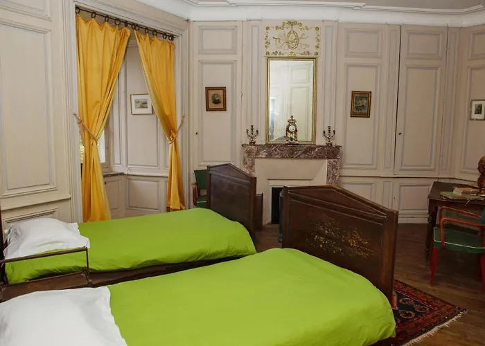 Chateau De En Sery Couette-café