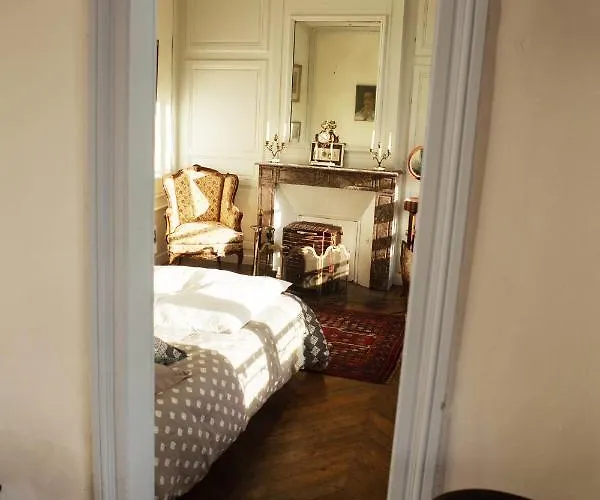 Chateau De En Sery Couette-café *