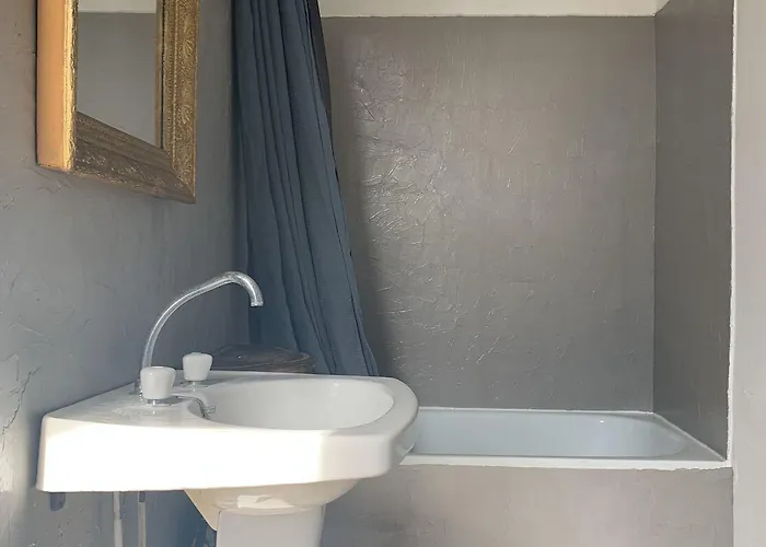 Chateau De En Sery *